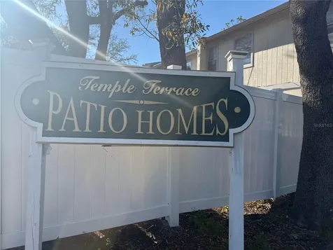 5118 Tennis Court Circle Tampa FL 33617
