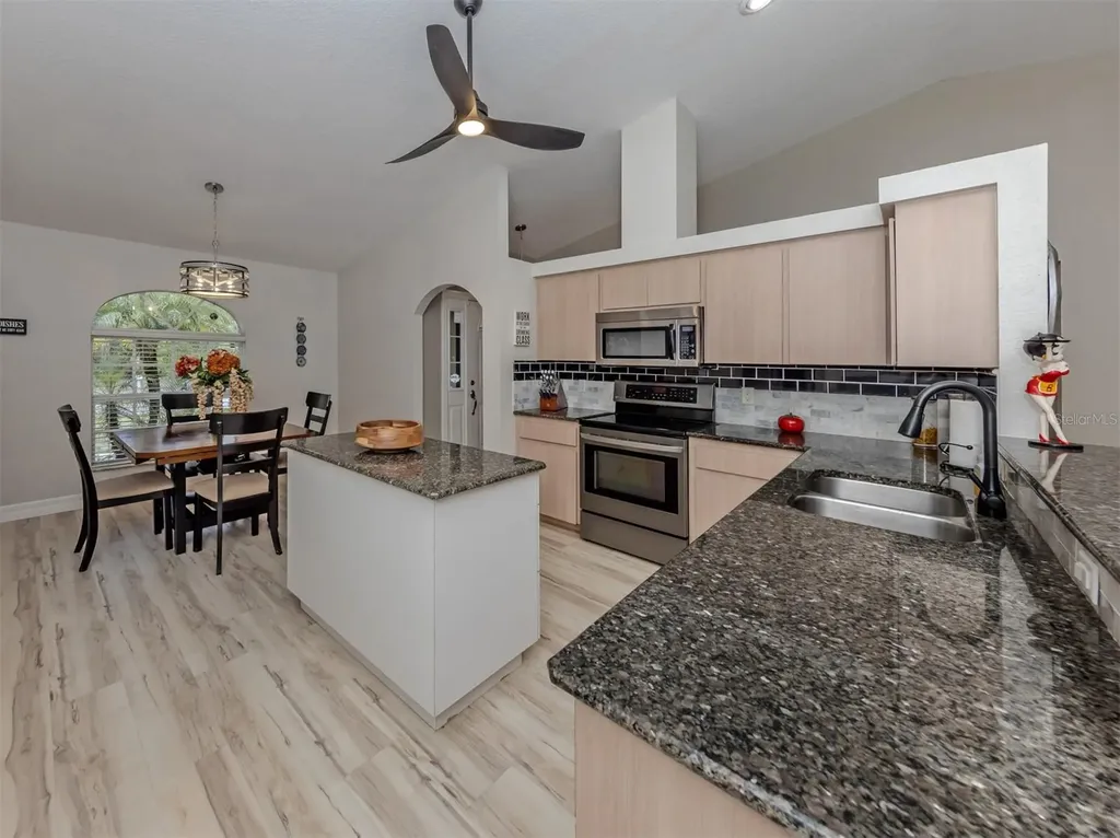 4667 Aldovin Avenue North Port FL 34287