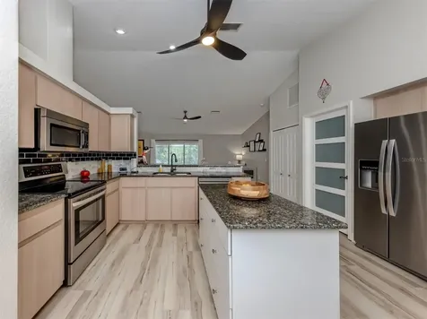 4667 Aldovin Avenue North Port FL 34287