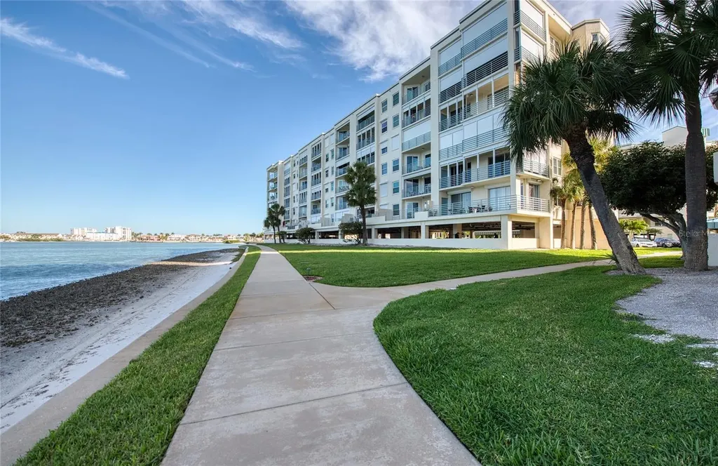 7984 Sailboat Key Boulevard S South Pasadena FL 33707