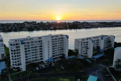 7984 Sailboat Key Boulevard S South Pasadena FL 33707