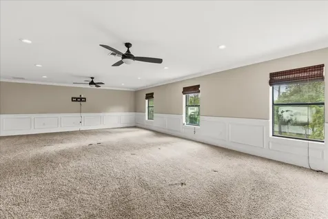 6346 Dallas Boulevard Orlando FL 32833