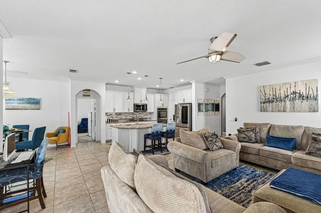3943 Green Sabal Drive Orlando FL 32824