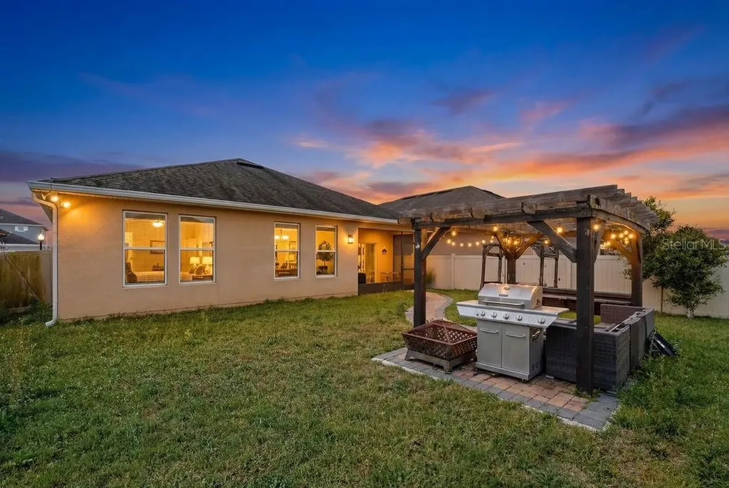 3943 Green Sabal Drive Orlando FL 32824