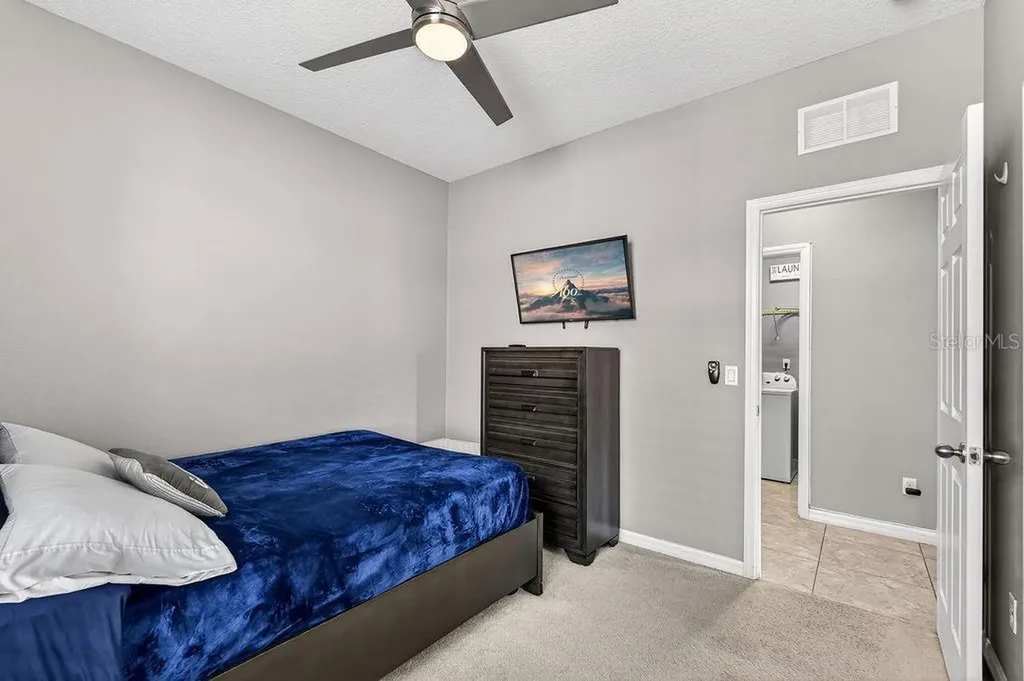 3943 Green Sabal Drive Orlando FL 32824