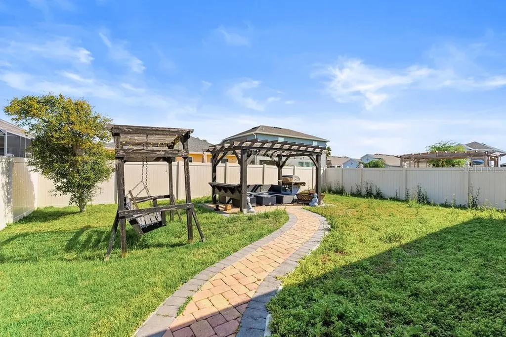 3943 Green Sabal Drive Orlando FL 32824