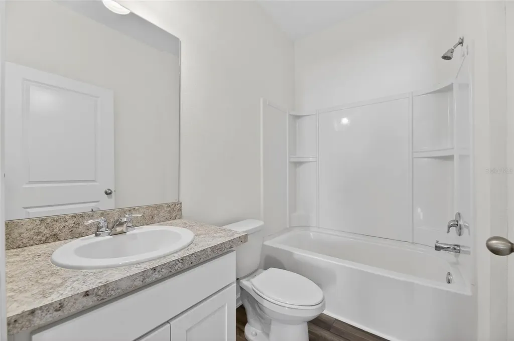 1363 Anchor Bend Drive Ruskin FL 33570