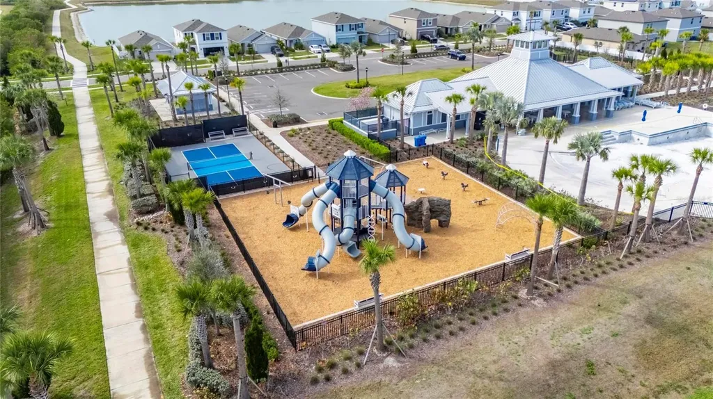 1363 Anchor Bend Drive Ruskin FL 33570