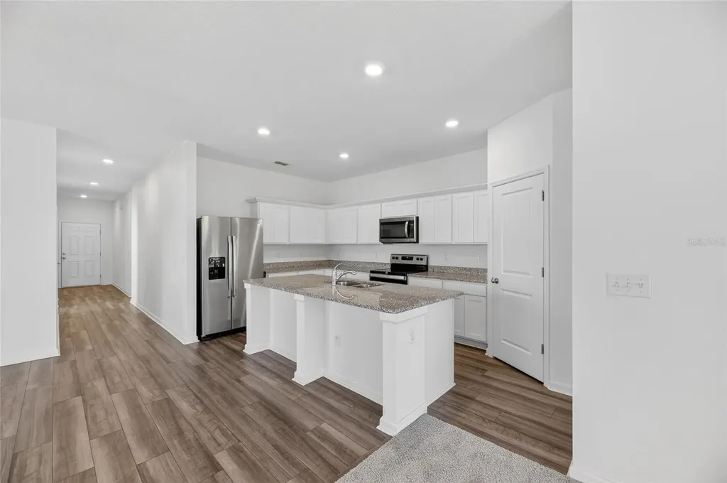 1363 Anchor Bend Drive Ruskin FL 33570