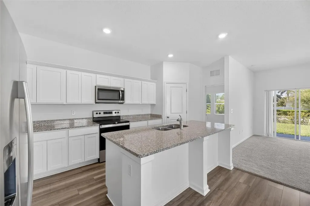 1363 Anchor Bend Drive Ruskin FL 33570