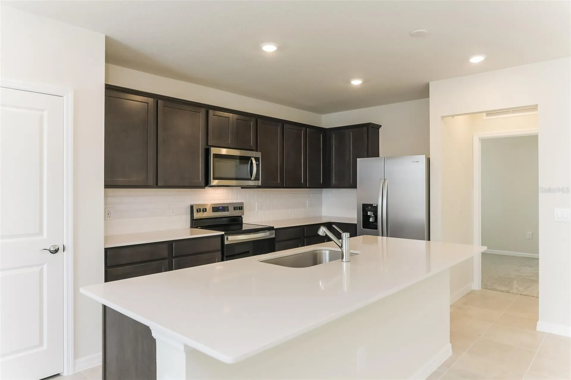 3293 Ellsworth Avenue Davenport FL 33837