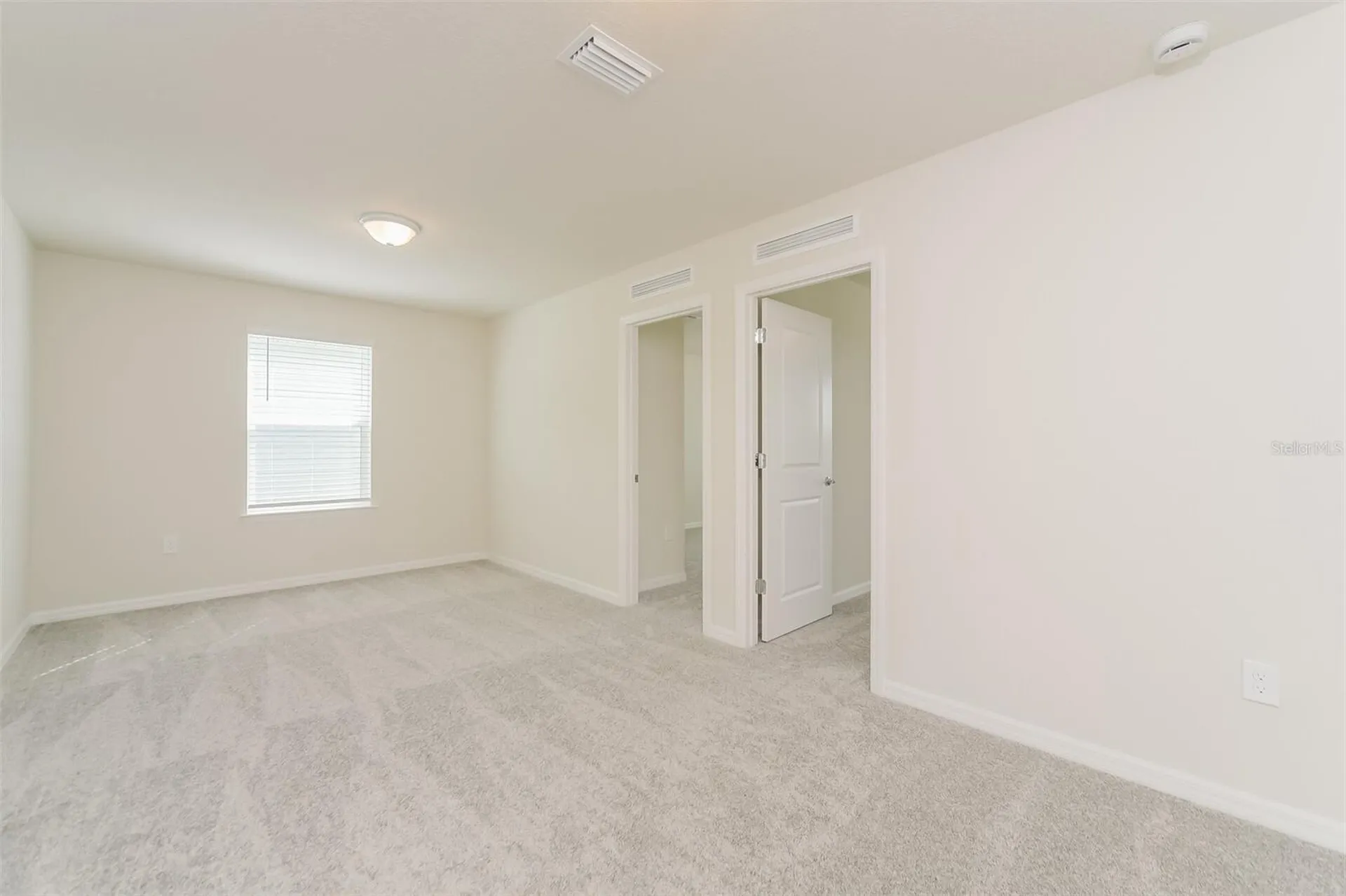 3293 Ellsworth Avenue Davenport FL 33837