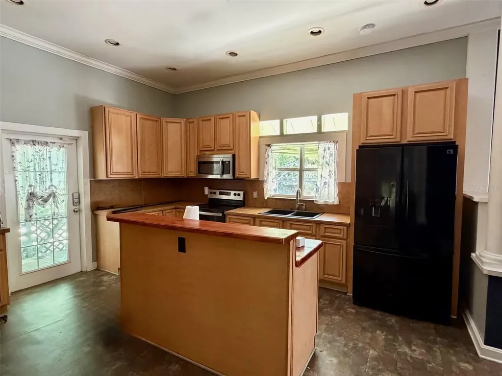 117 S Brooksville Avenue Brooksville FL 34601