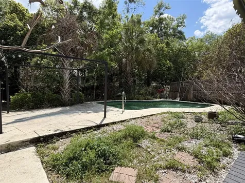 117 S Brooksville Avenue Brooksville FL 34601