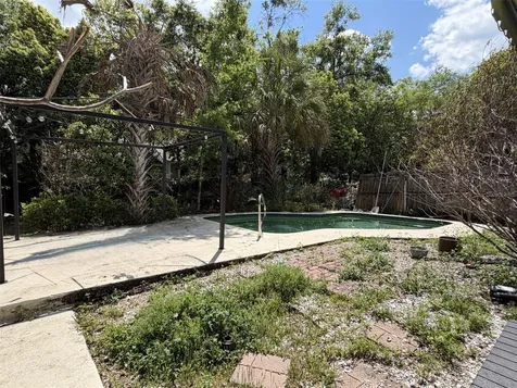 117 S Brooksville Avenue Brooksville FL 34601
