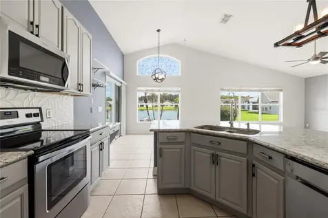 3196 Stonehurst Circle Kissimmee FL 34741