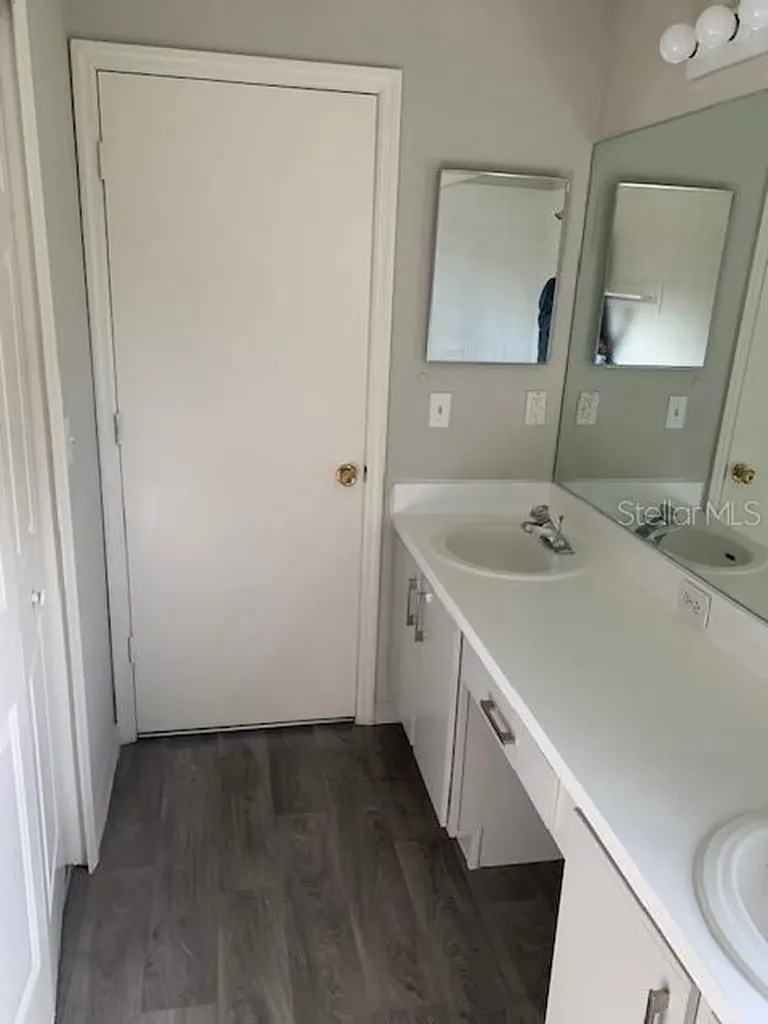 3136 Pine Top Drive Valrico FL 33594