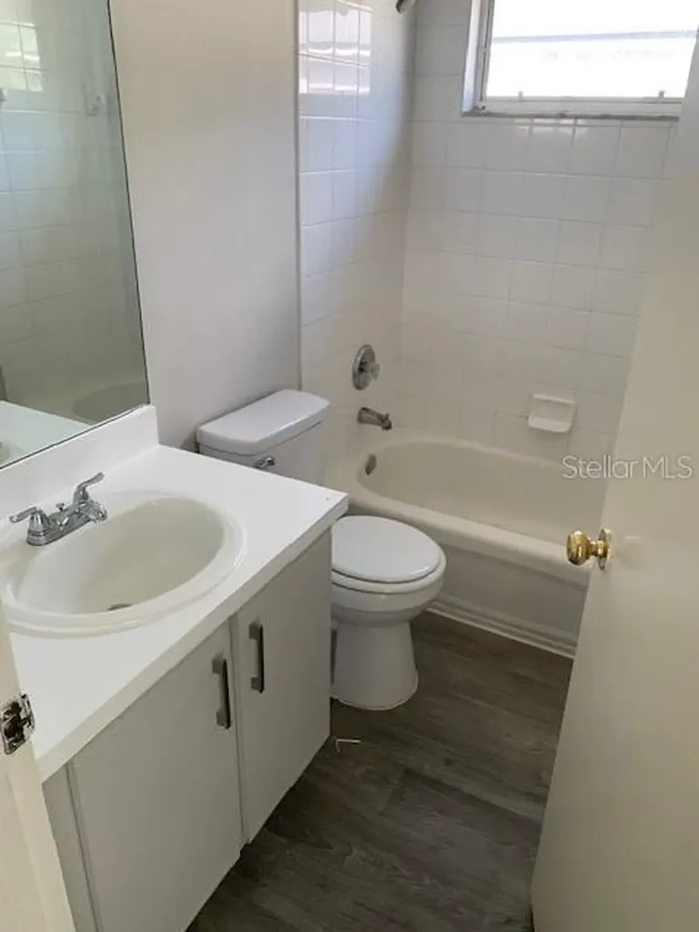 3136 Pine Top Drive Valrico FL 33594