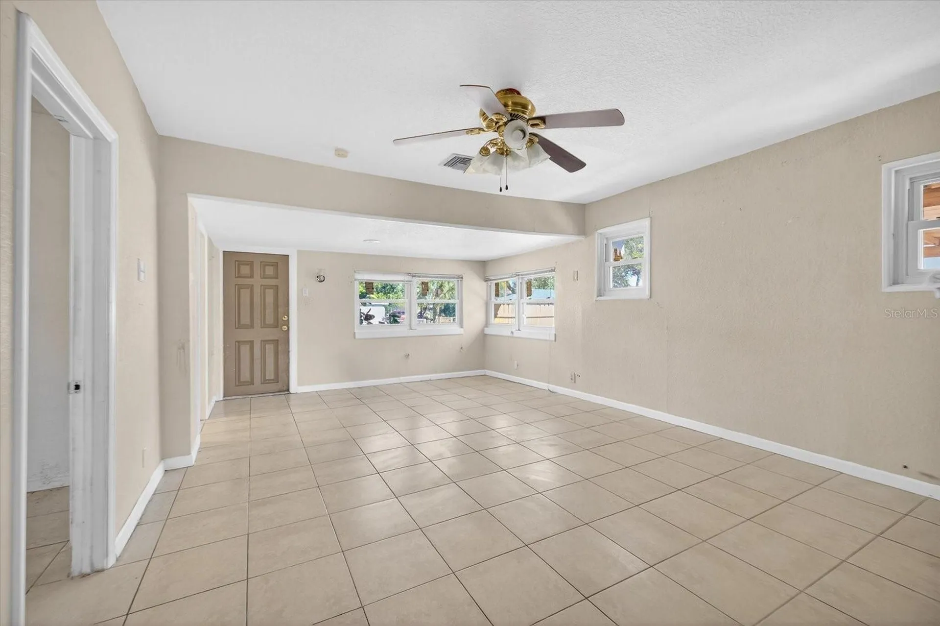 2850 59th Avenue N St Petersburg FL 33714