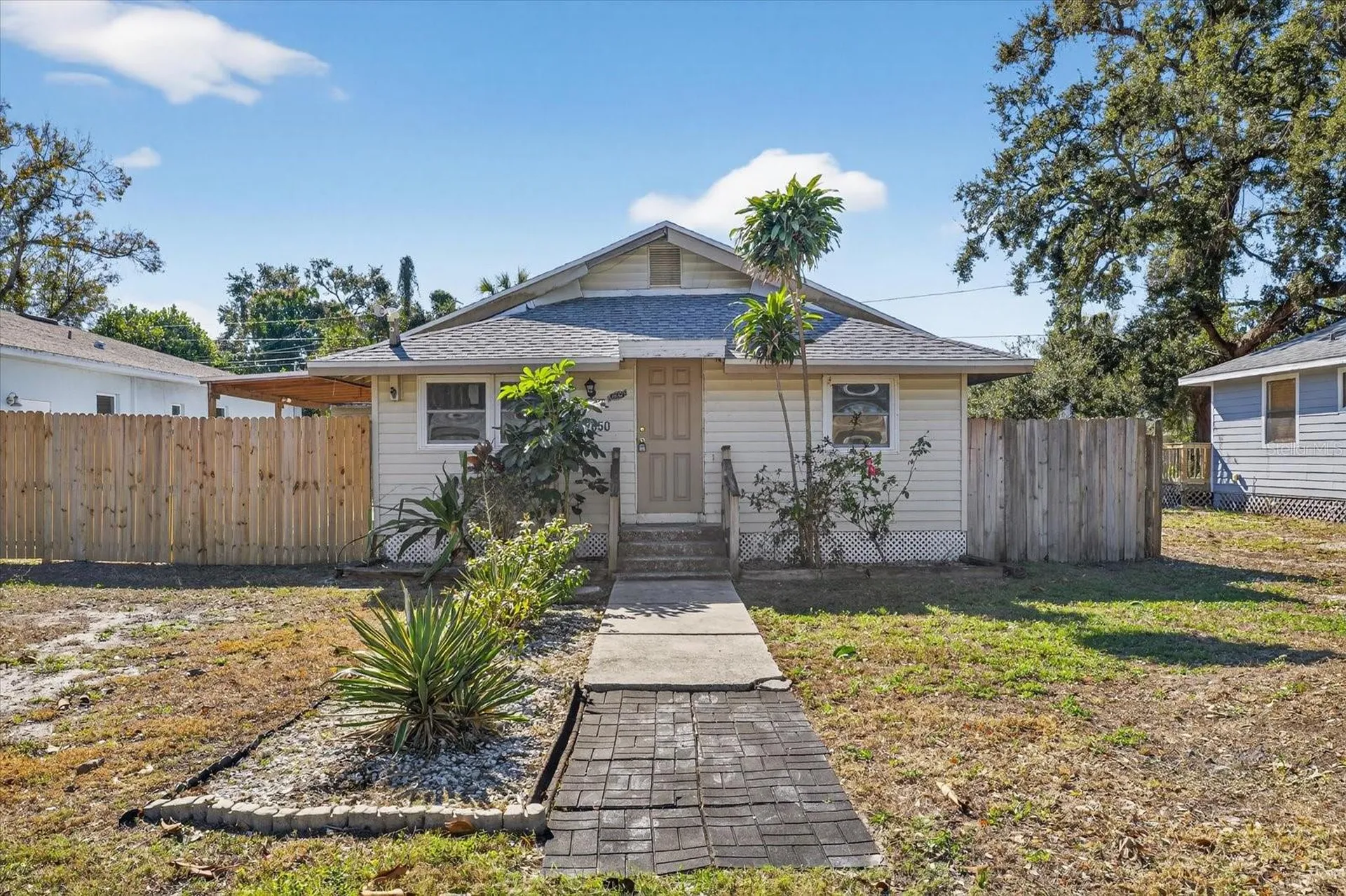 2850 59th Avenue N St Petersburg FL 33714