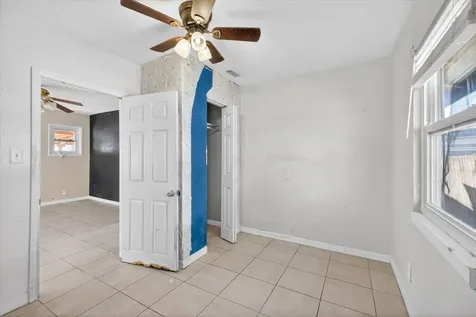 2850 59th Avenue N St Petersburg FL 33714