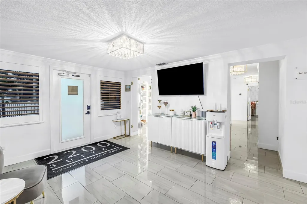 2200 49th Street N St Petersburg FL 33710