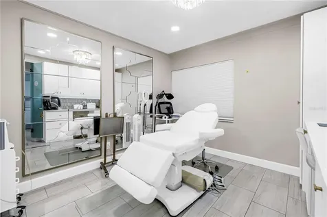 2200 49th Street N St Petersburg FL 33710