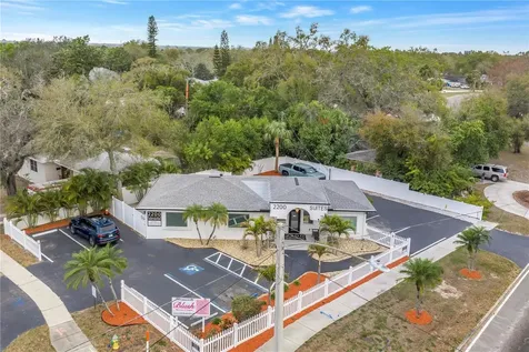 2200 49th Street N St Petersburg FL 33710