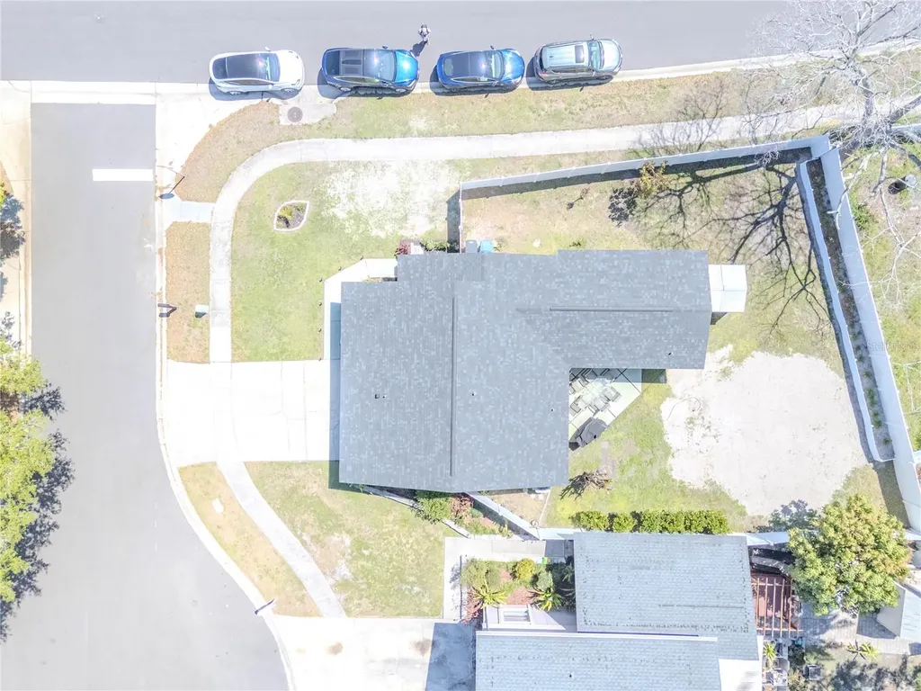 10002 Oakengate Place Tampa FL 33624