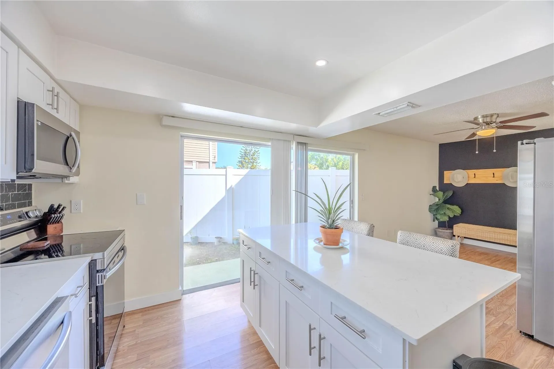 10002 Oakengate Place Tampa FL 33624