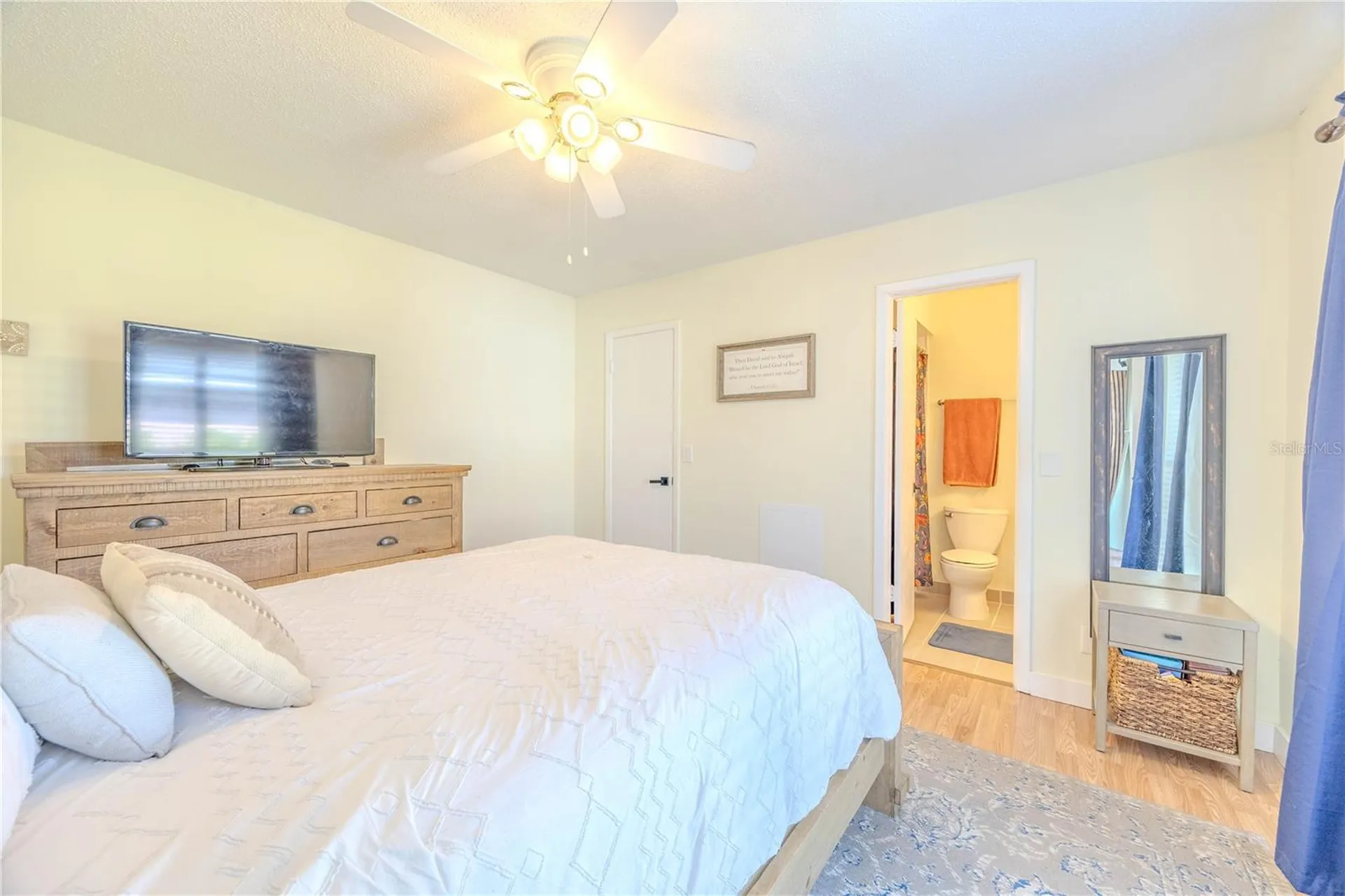 10002 Oakengate Place Tampa FL 33624