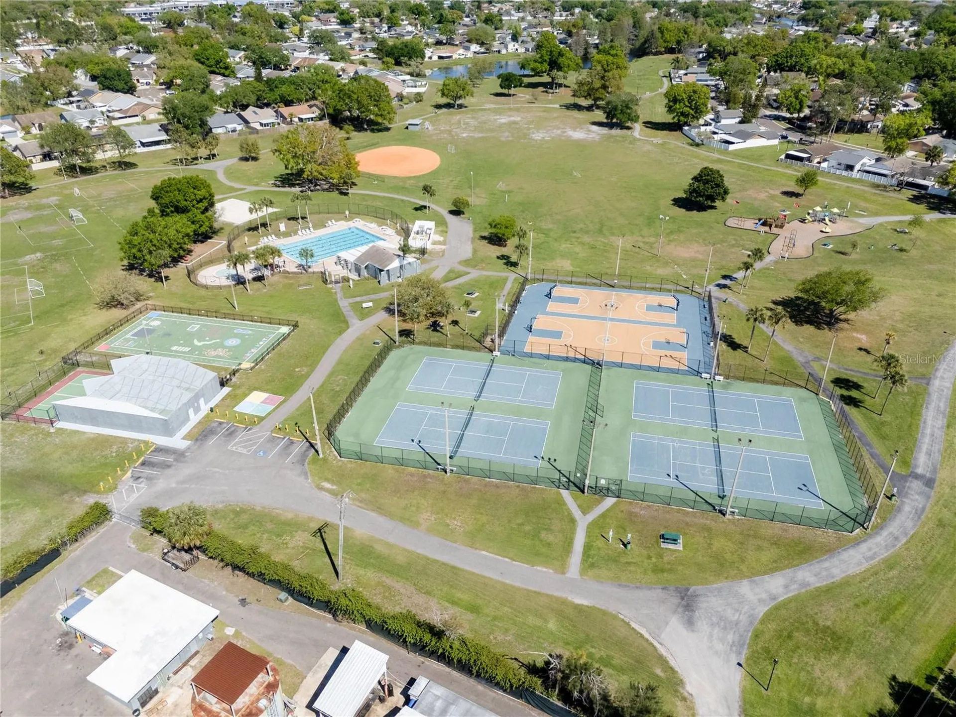 10002 Oakengate Place Tampa FL 33624