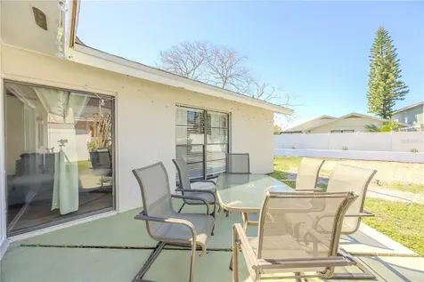10002 Oakengate Place Tampa FL 33624