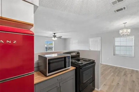 4335 Aegean Drive Tampa FL 33611