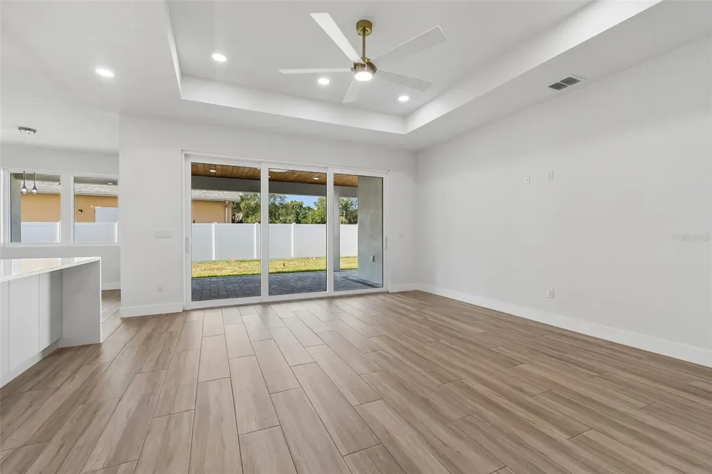 1810 W Erna Drive Tampa FL 33603