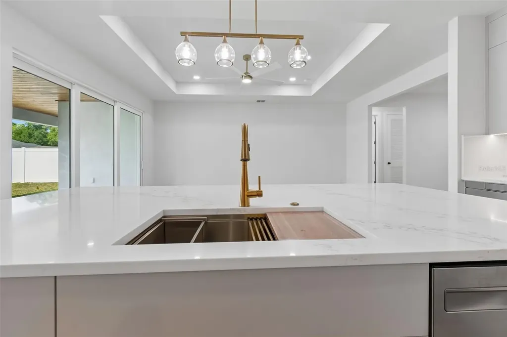 1810 W Erna Drive Tampa FL 33603