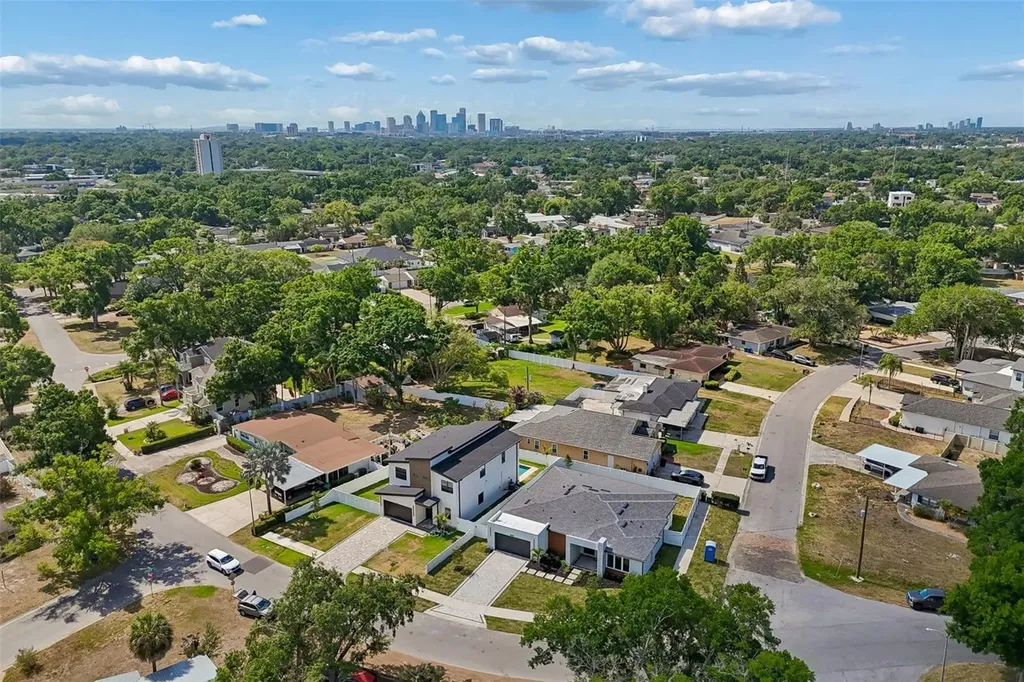 1810 W Erna Drive Tampa FL 33603