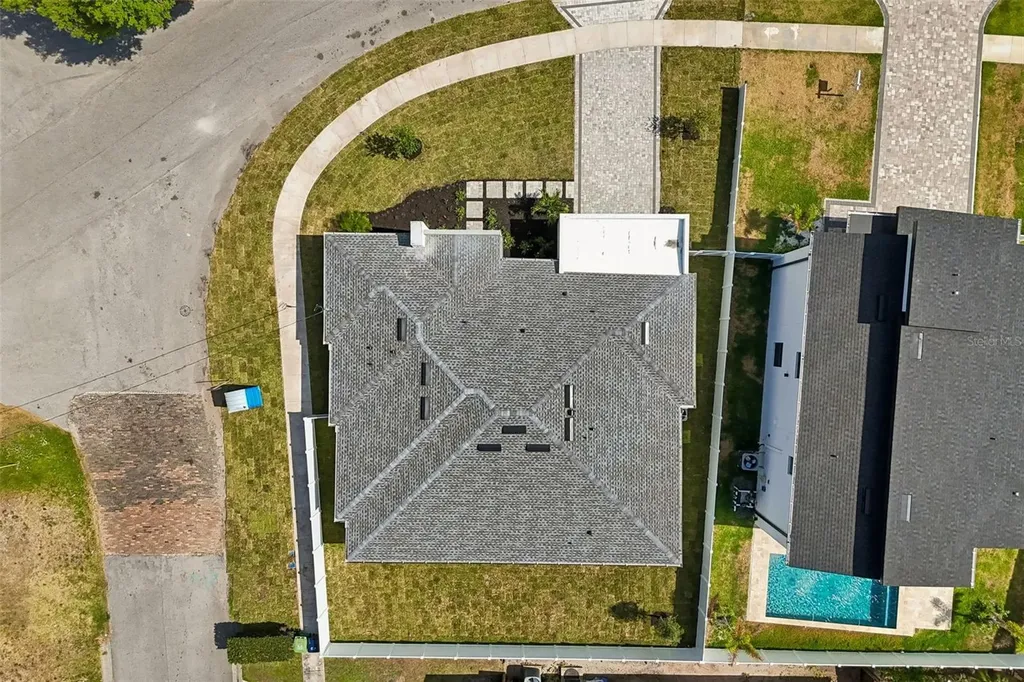 1810 W Erna Drive Tampa FL 33603