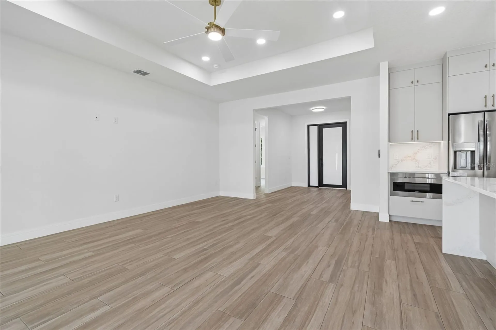 1810 W Erna Drive Tampa FL 33603