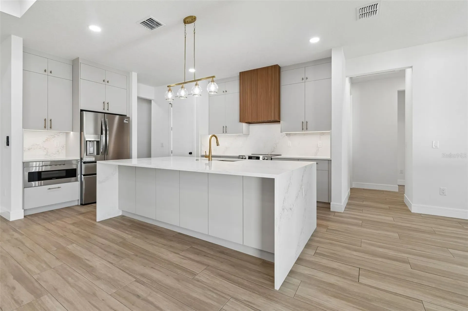 1810 W Erna Drive Tampa FL 33603