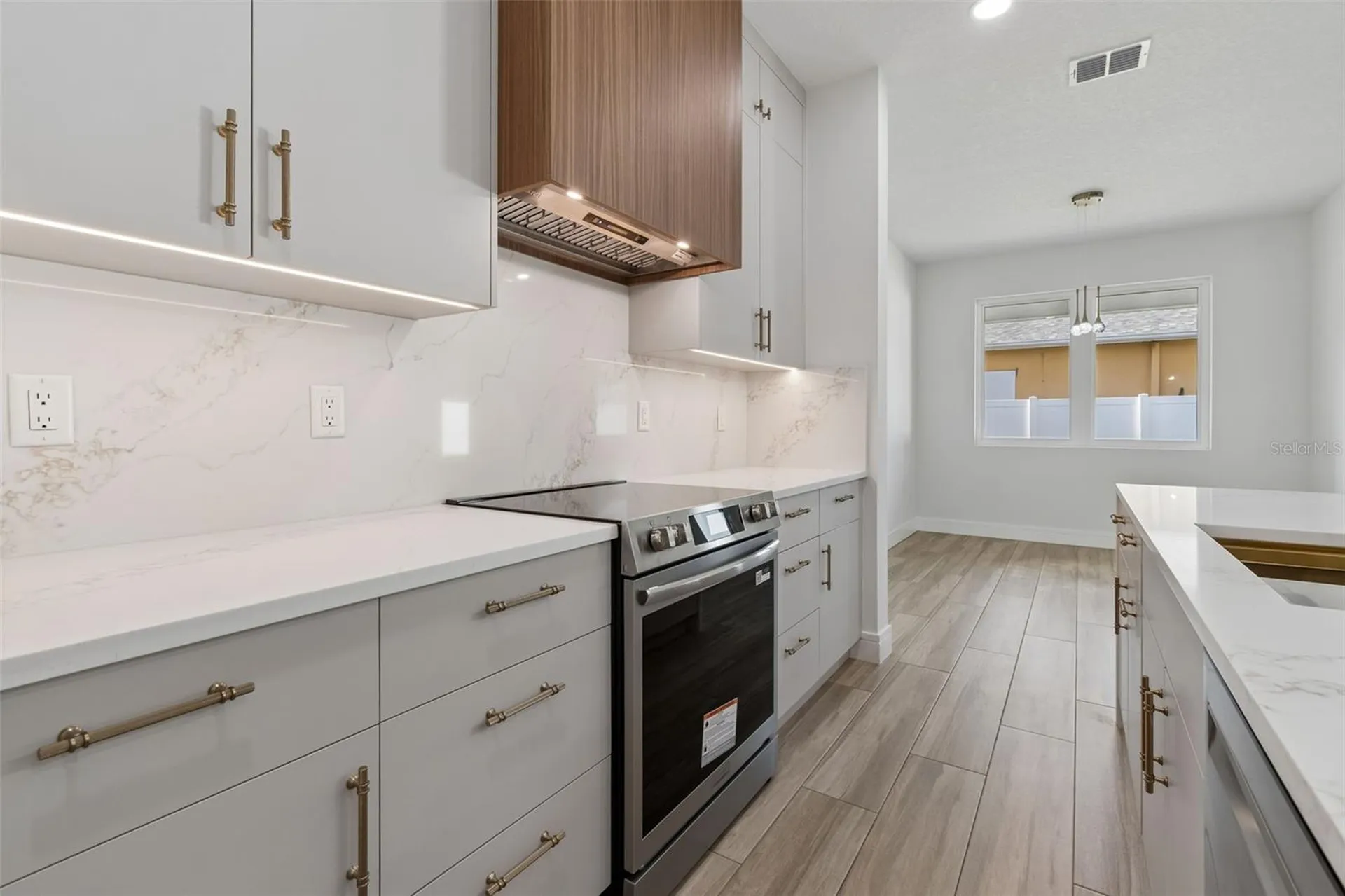 1810 W Erna Drive Tampa FL 33603