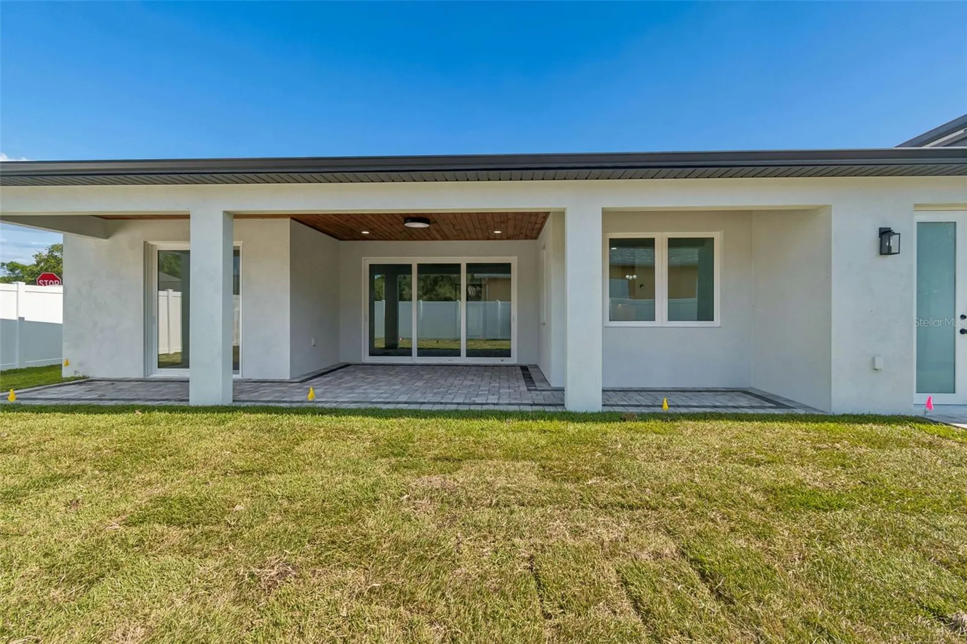 1810 W Erna Drive Tampa FL 33603