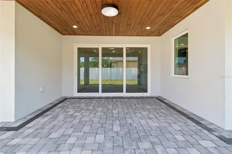 1810 W Erna Drive Tampa FL 33603