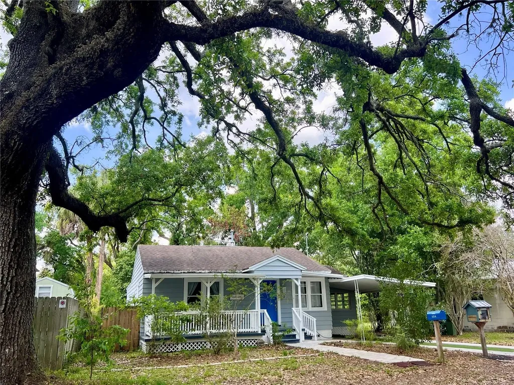 1014 E Crawford Street Tampa FL 33604