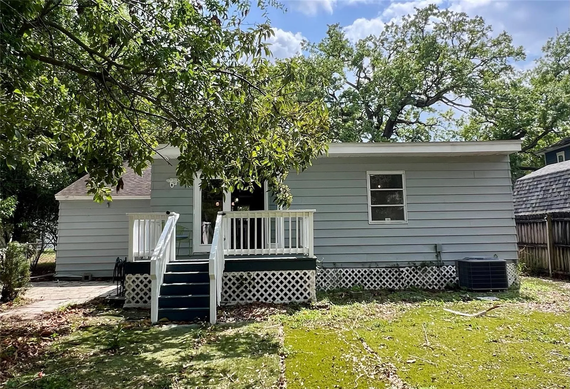 1014 E Crawford Street Tampa FL 33604