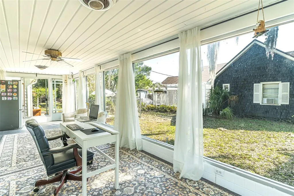 325 E Johnson Avenue Lake Wales FL 33853