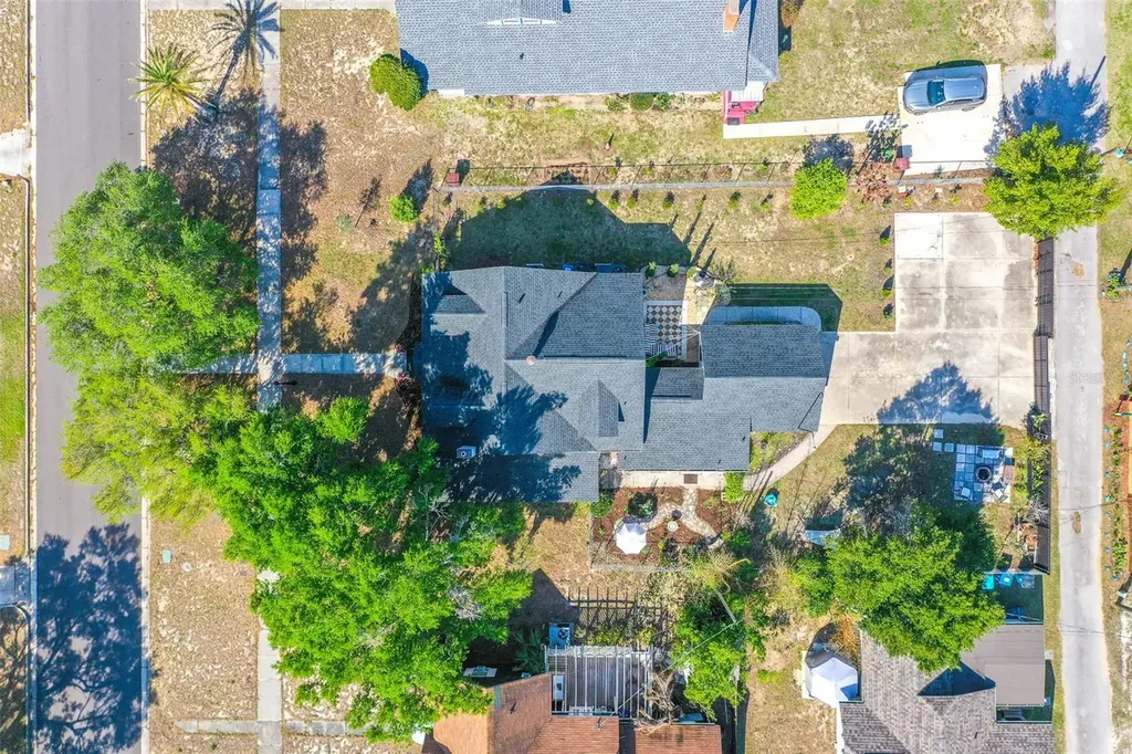 325 E Johnson Avenue Lake Wales FL 33853