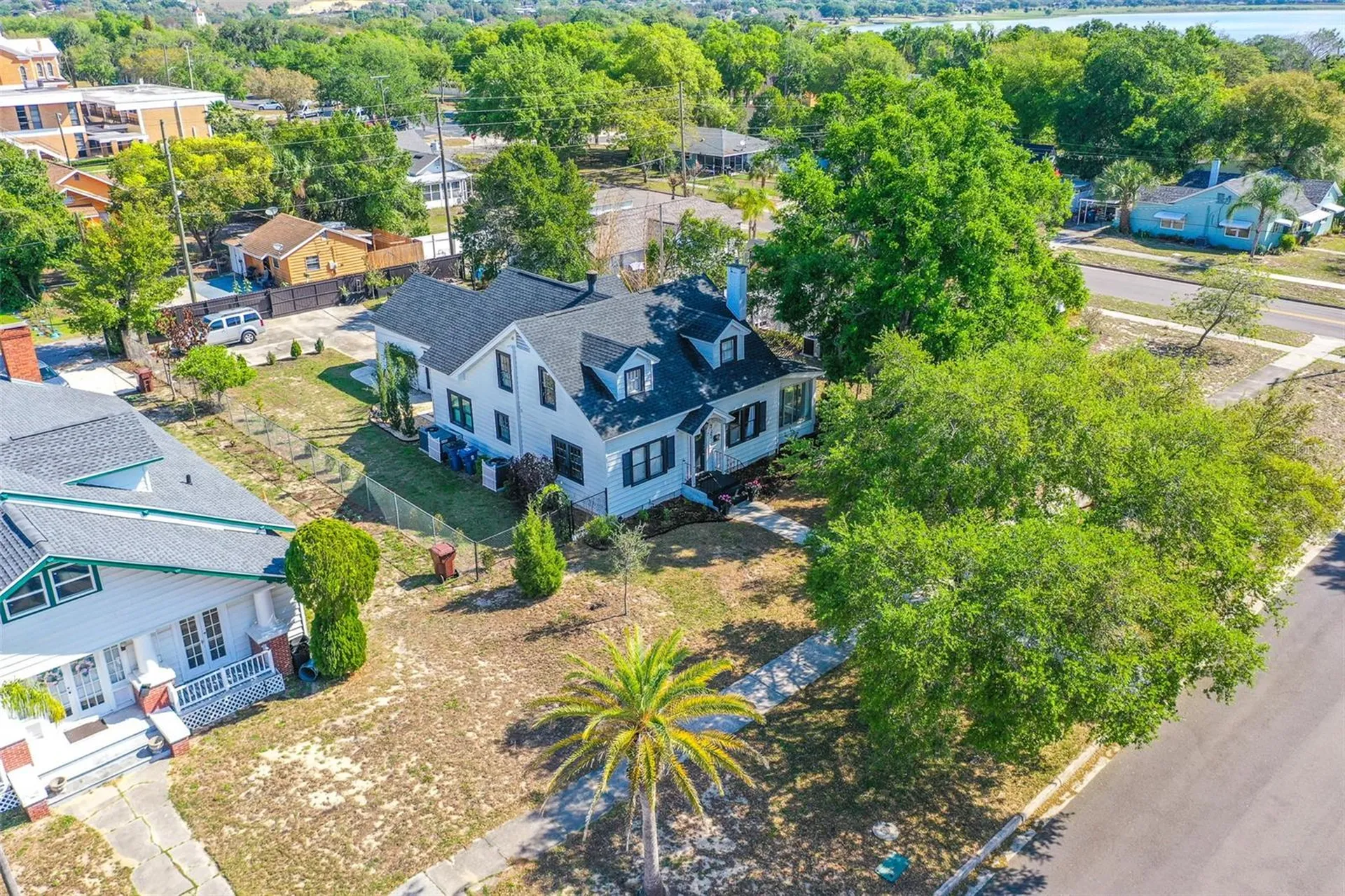 325 E Johnson Avenue Lake Wales FL 33853