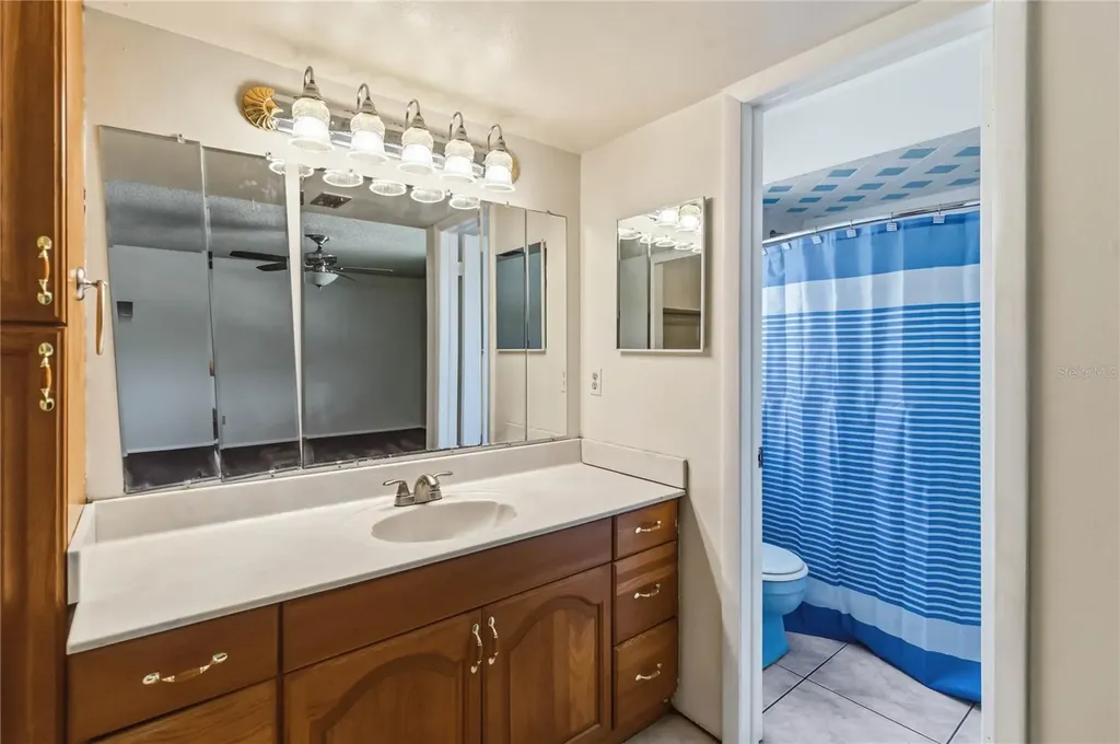 332 Harbour Island Road Orlando FL 32809