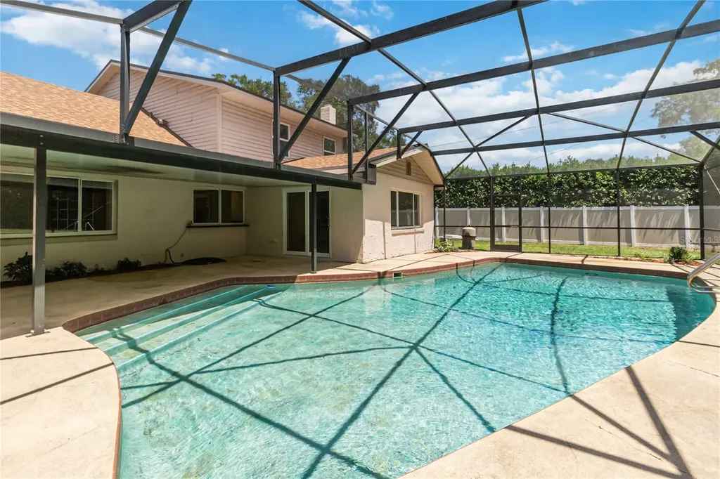 332 Harbour Island Road Orlando FL 32809